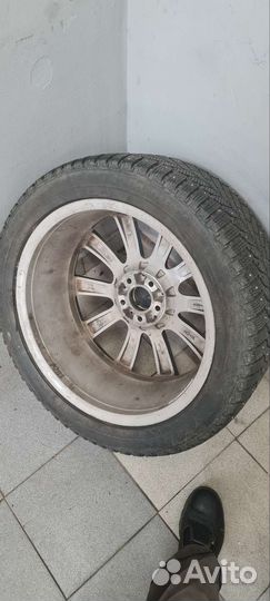 Gislaved Nord Frost 200 275/45 R20