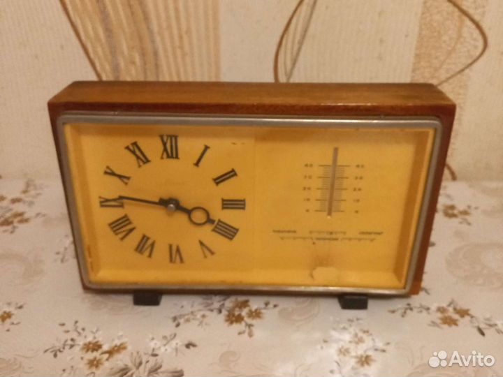 Часы судовые, настенные, настольные, каминные