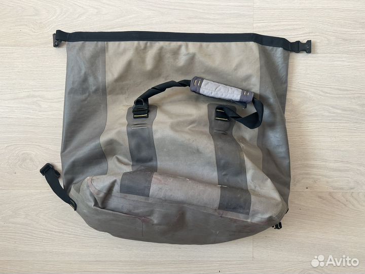 William joseph гермосумка