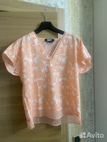 Топ dkny размер М на 44-46