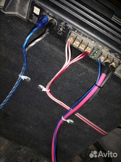 Установка усилителей сабов магнитол