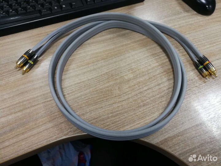 Видеокабель RCA Monster 500CV 2 метра
