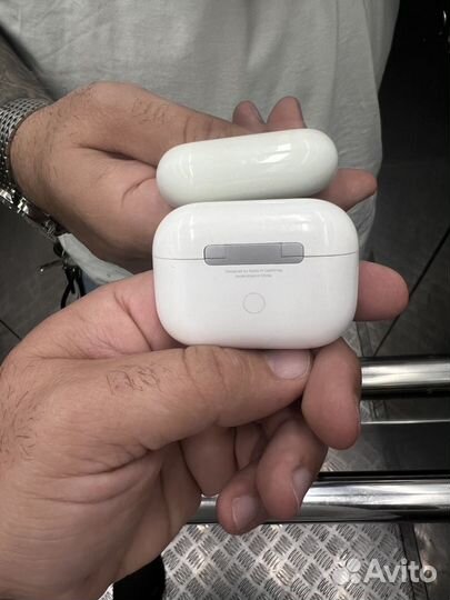 Беспроводные наушники Apple AirPods Pro 2