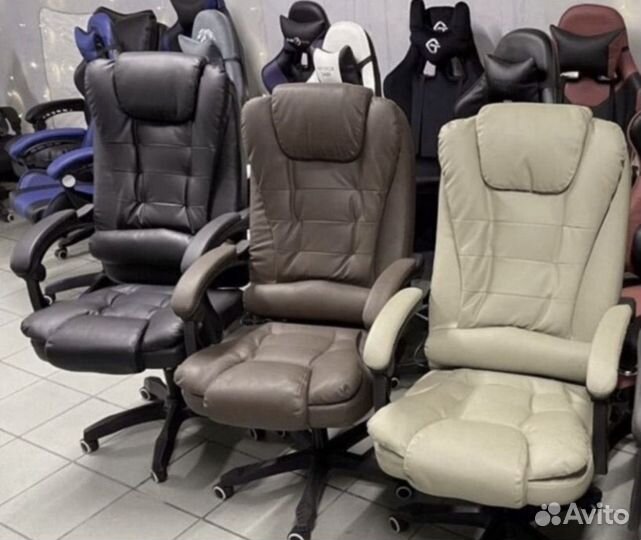 Компьютерное кресло руководителя