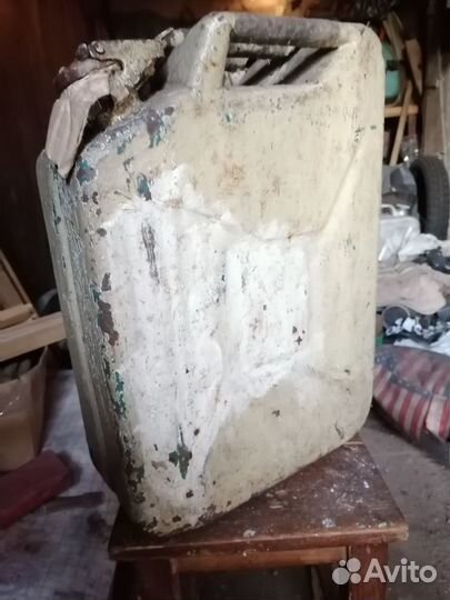 Канистра 20 литров для бензина