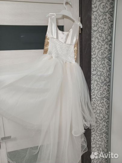Платье праздничное 122