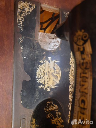 Швейная машина Singer