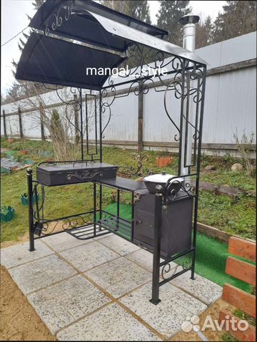 Мангал с крышей