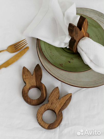 Подставка под яйцо, пасхальный кролик