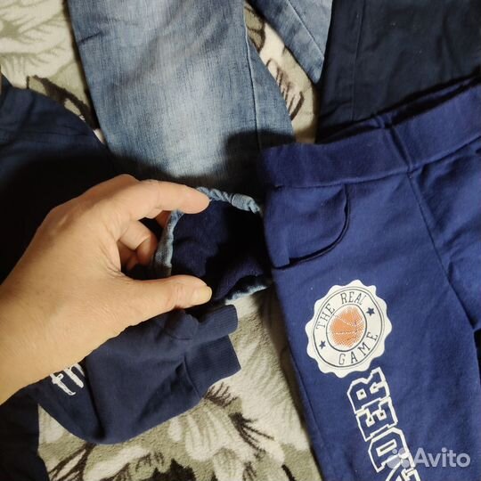 Ветровка, джинсы, спортивные штаны размер 92-98