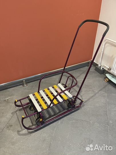 Детские санки на колесах