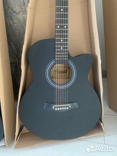 Гитара новая