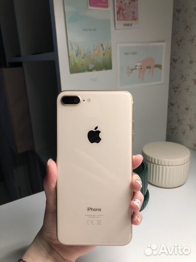 iPhone 8 Plus, 64 ГБ