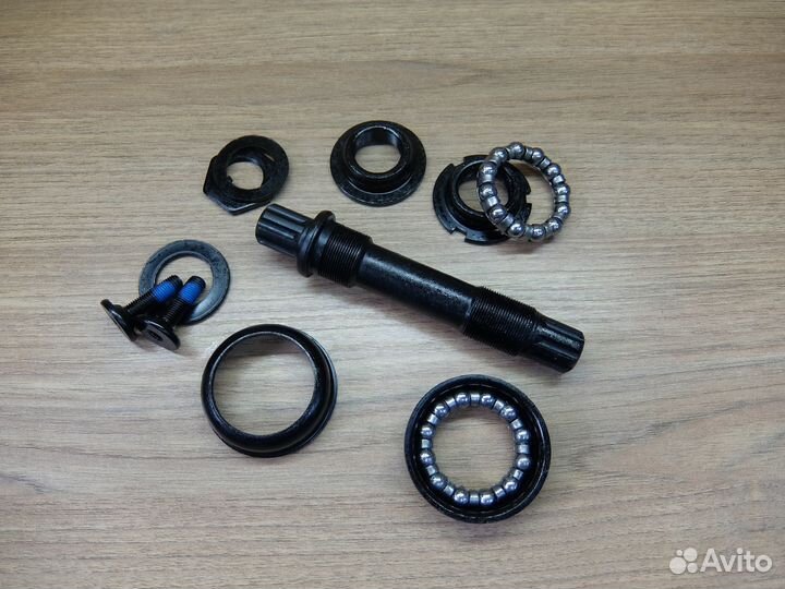 Каретка в сборе BMX (вал, подшипники, пыльники)