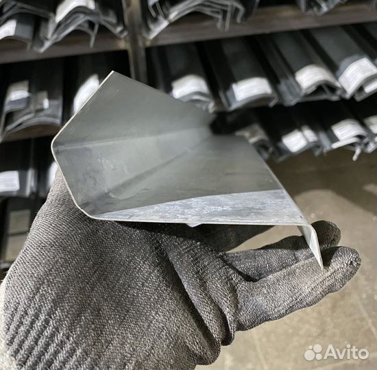 Порог передний Chrysler Voyager, Dodge Caravan 199