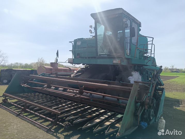 Комбайн Ростсельмаш Дон 1500А, 1993