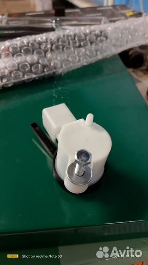 Новый Датчик педали тормоза Шевроле Кобальт с 2012