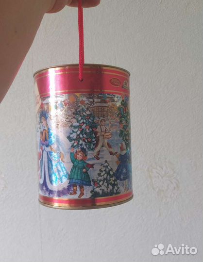 Коробка подарочная новогодняя