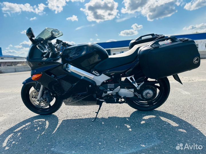 Honda VFR 800 FI 1998 из Европы птс РФ 2023