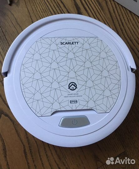 Робот-пылесос skarlett