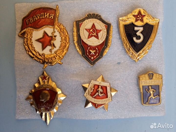 Дембельские значки, кокарды, эмблемы