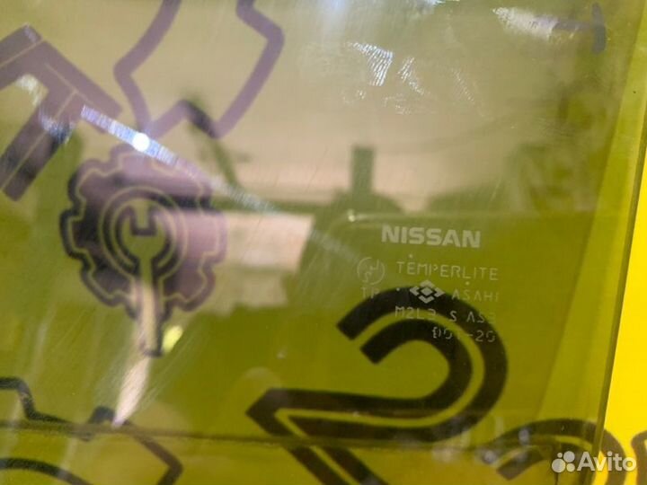 Стекло заднее правое Nissan Primera TP12 QR20DE