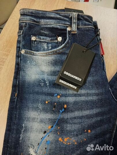 Джинсы бренда Dsquared