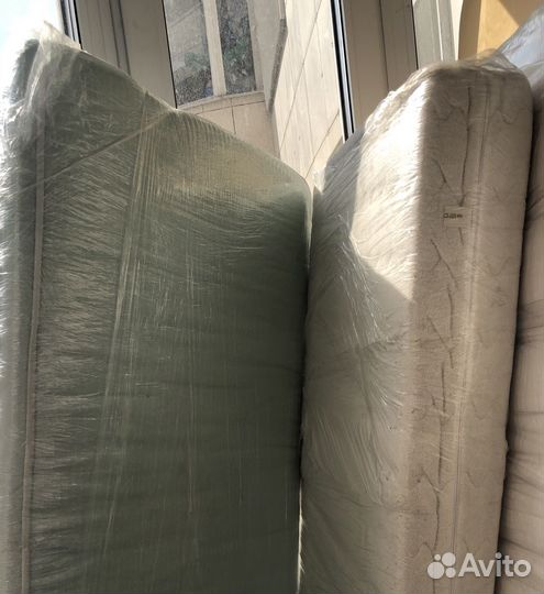 Матрас детский Италия в дар 2 штуки