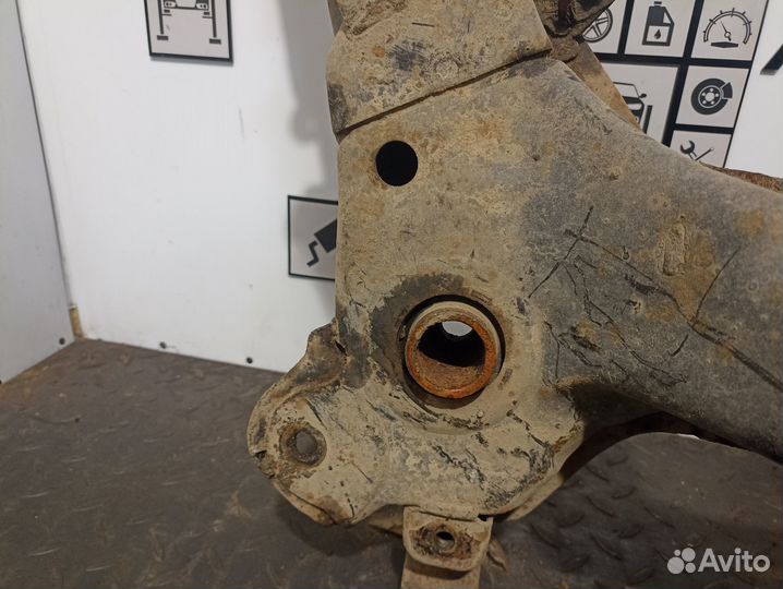 Балка подмоторная для Mitsubishi Space Wagon 3