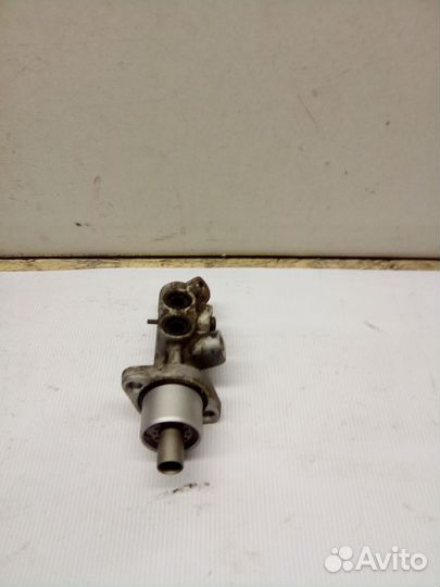 Главный тормозной цилиндр Nissan Note