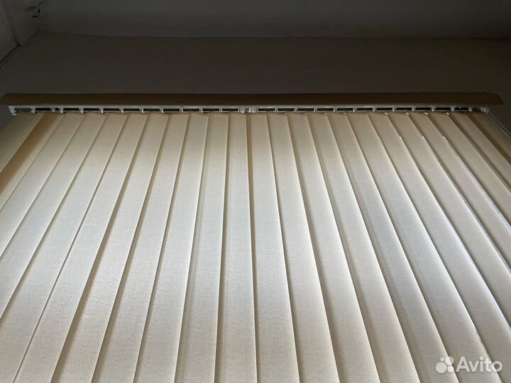 Жалюзи б/у вертикальные 230*180