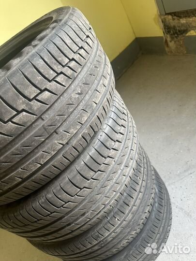 Continental PremiumContact 6 235/45 R17