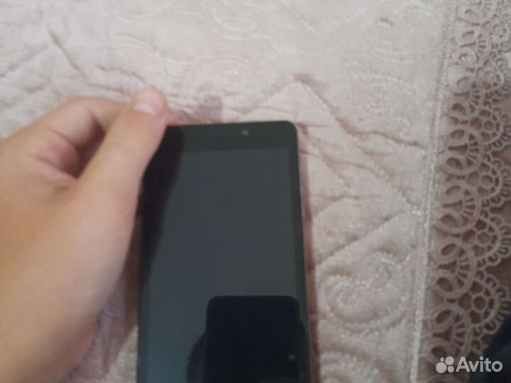 Телефон Lenova