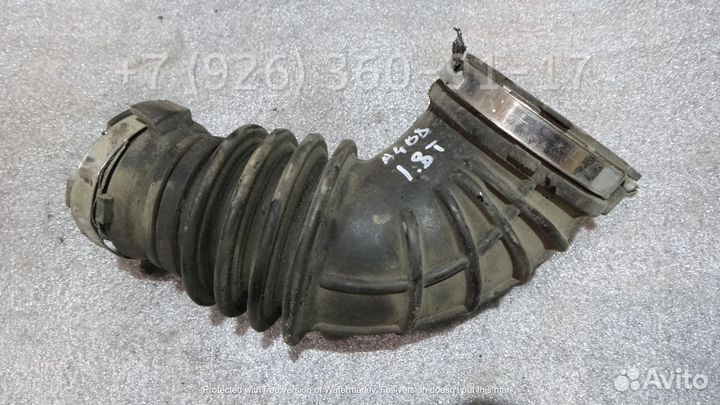 Патрубок воздушного фильтра Audi