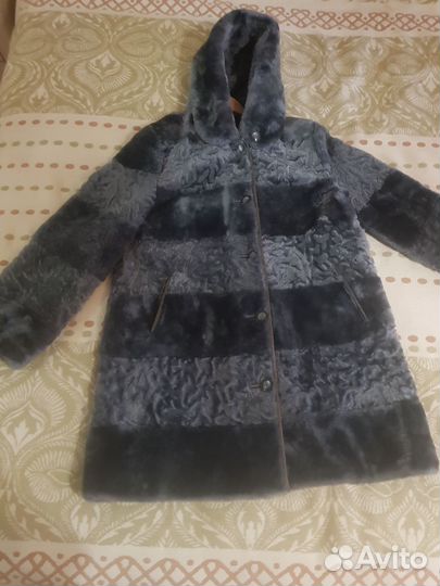 Шуба мутоновая с капюшоном 48 50
