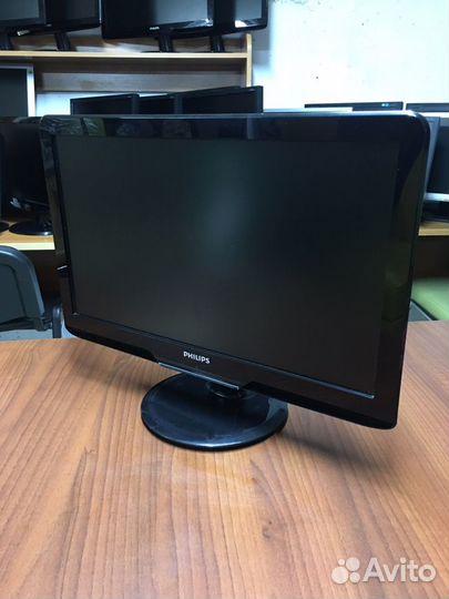 Монитор 20 дюймов
