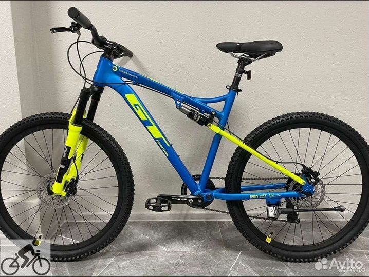 Велосипед GT racermax 27,5 новый