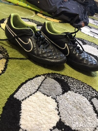 Бутсы 26.5 см гетры+защита