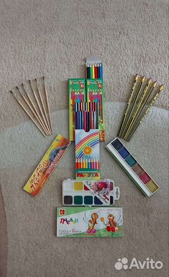 Кисточка, линейки, пазлы