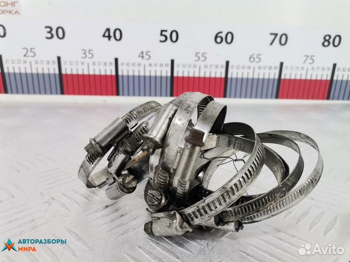 Хомут металлический Volkswagen Golf Plus 2 2009