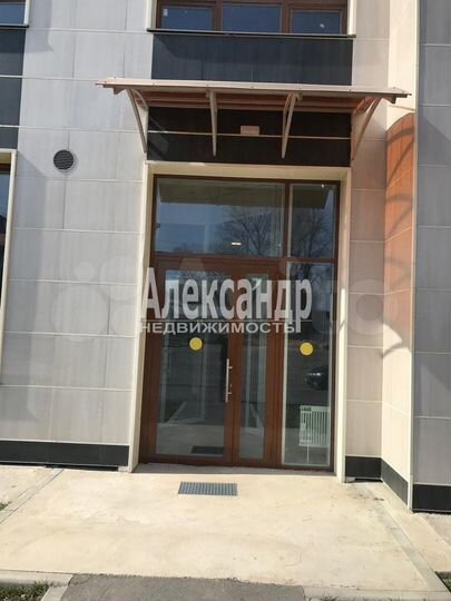 Сдам торговое помещение, 801 м²