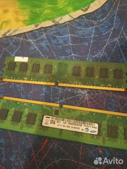 Оперативная память 4 Гб 2 плашки