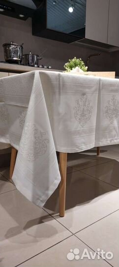 Скатерть новая