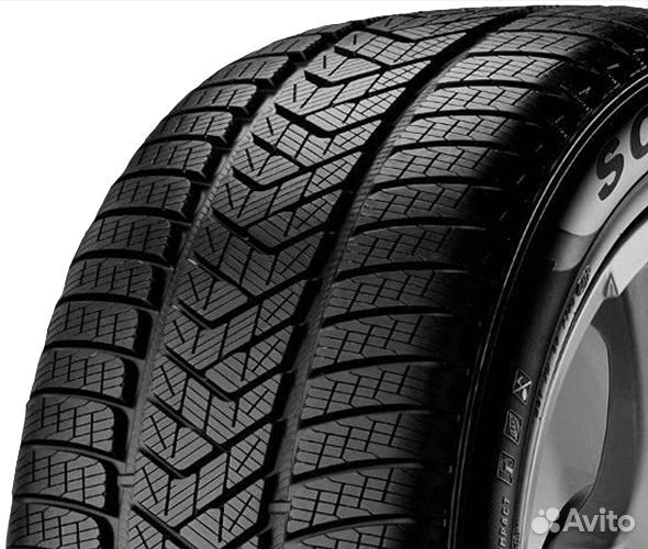 Pirelli Scorpion Winter 295/35 R21