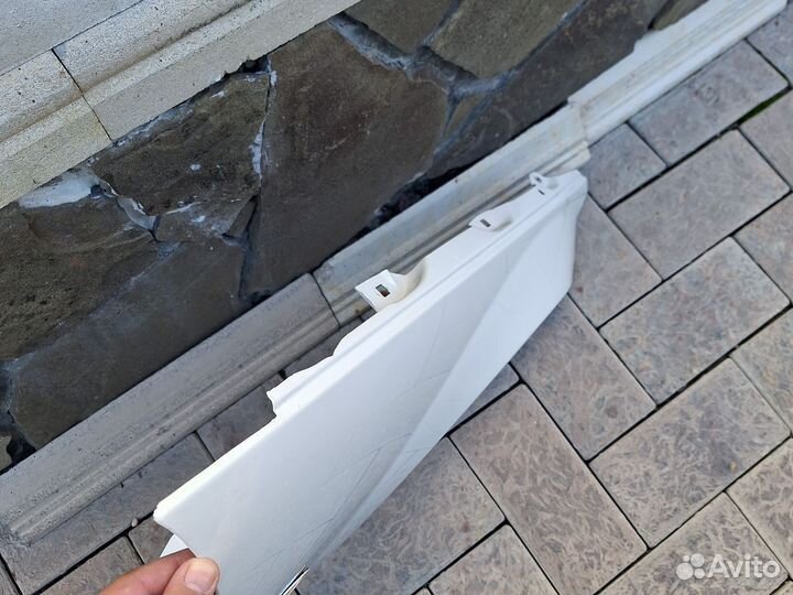 Крыло переднее правое на мерседес 204, C-klass