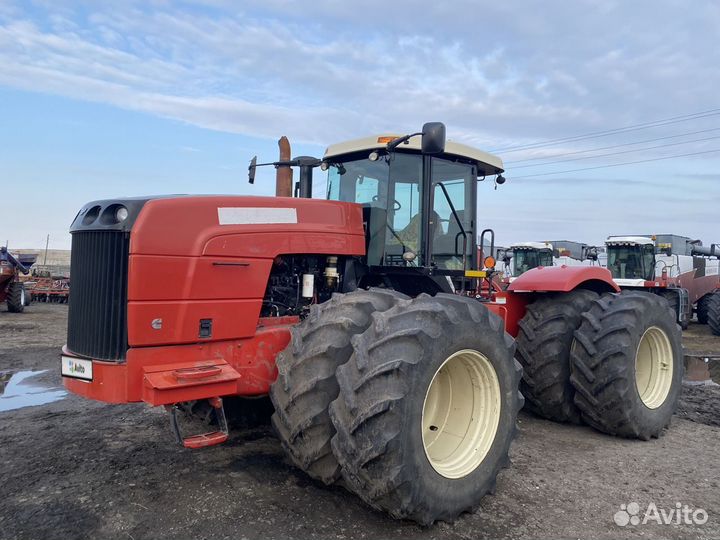 Трактор Ростсельмаш Versatile, 2011