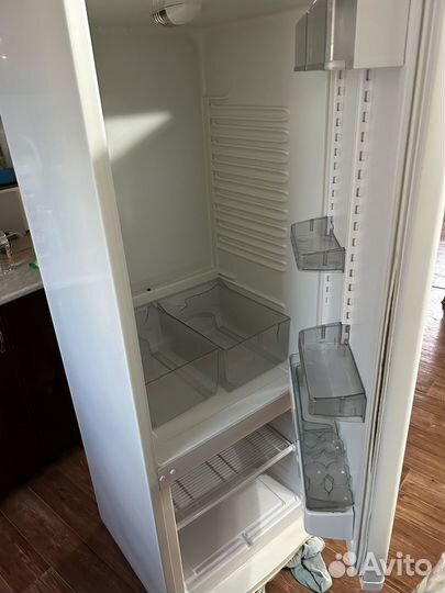 Продам холодильник рабочий