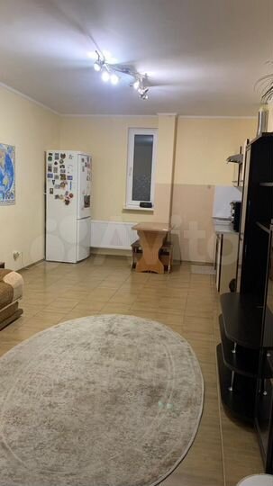 2-к. квартира, 45 м², 4/14 эт.