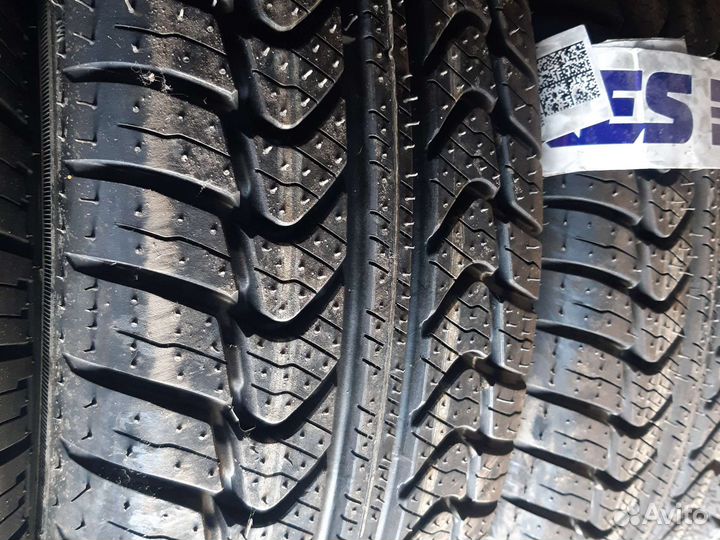 КАМА 365 (241) 215/70 R16 84H