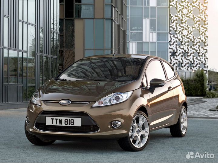 Стекло для фары Ford Fiesta (2008-2012) Правое